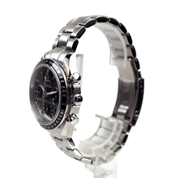 OMEGA オメガ OH 磨き上げ済 スピードマスター デイト AT クロノグラフ 32330404 メンズ 腕時計 中古 a04436 KOJIYA  | ロレックス・オメガ等高級腕時計の買取や委託販売は光柱屋へ